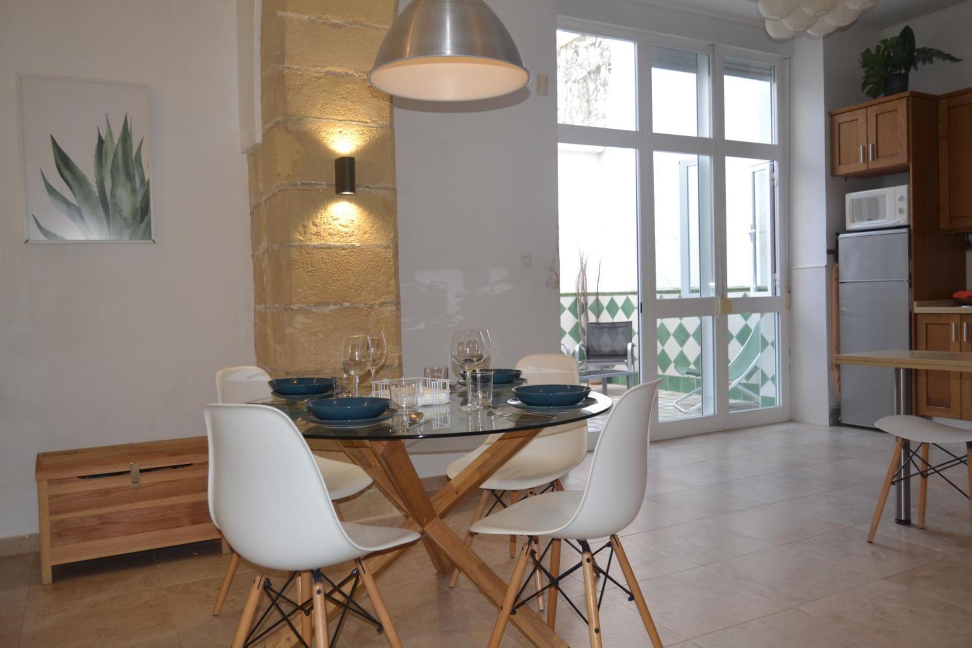 G&H Apartments - Charming Apartment Χέρεζ Εξωτερικό φωτογραφία